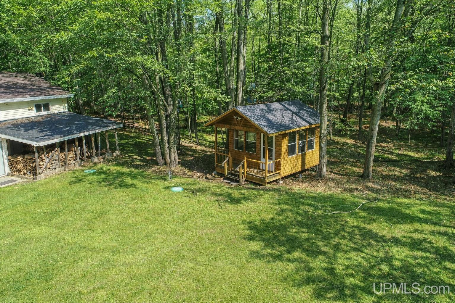 8672 M M.5 Road Gladstone, MI 49837 - Photo 35 of 38