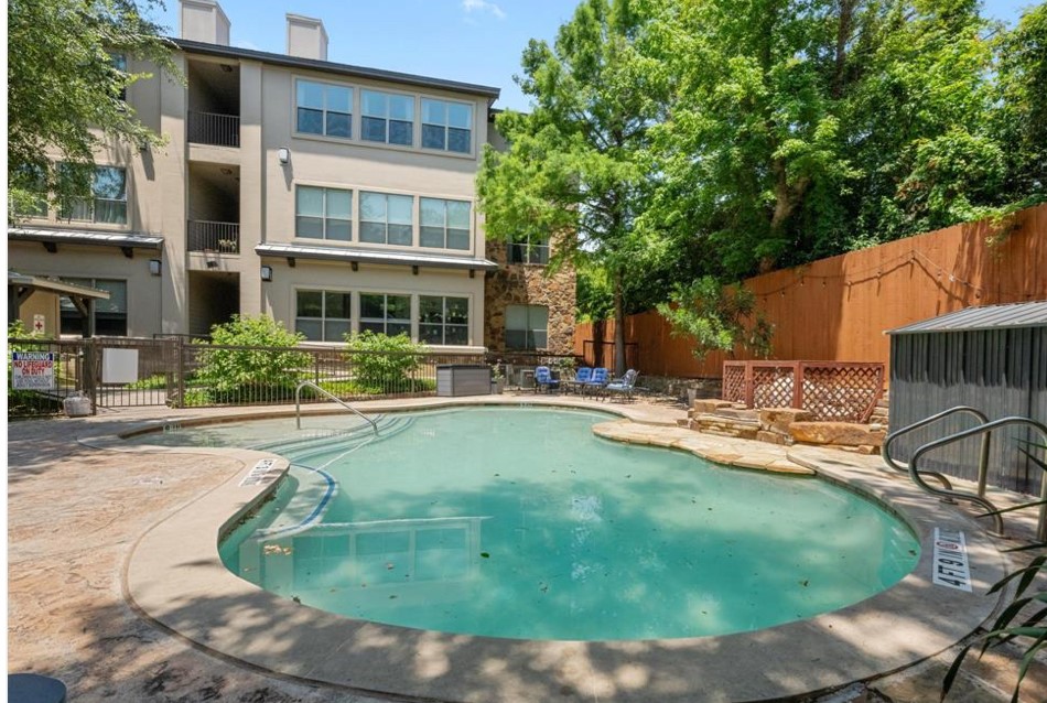 2216 Thornton Road, Unit 421 Austin, TX 78704 - Photo 28 of 31