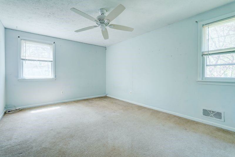 44 Latchmere Drive Victor, NY 14564 - Photo 30 of 50 BEDROOM #2 WITH CLOSET OUT OF VIEW IN THIS IMAGE