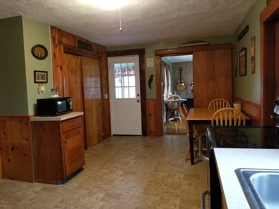 88 Monadnock Street Troy, NH 03465 - Photo 3 of 22 Gallery Image 3