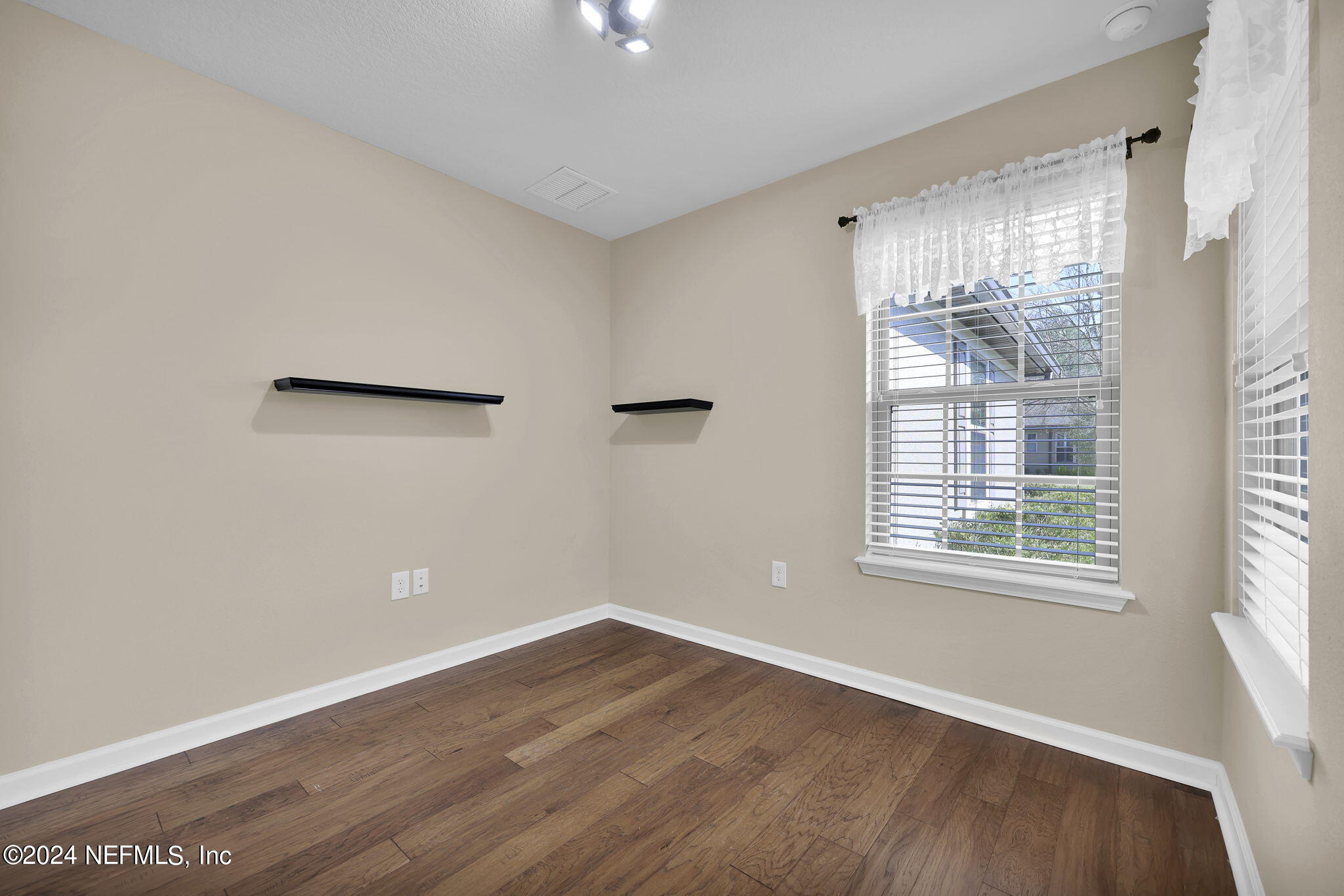 205 Hawks Harbor Road Ponte Vedra, FL 32081 - Photo 5 of 45 6-web-or-mls-205 Hawks Harbor_006