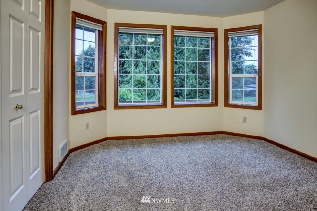 11107 Bunk Foss Road Snohomish, WA 98290 - Photo 12 of 23 Gallery Image 12