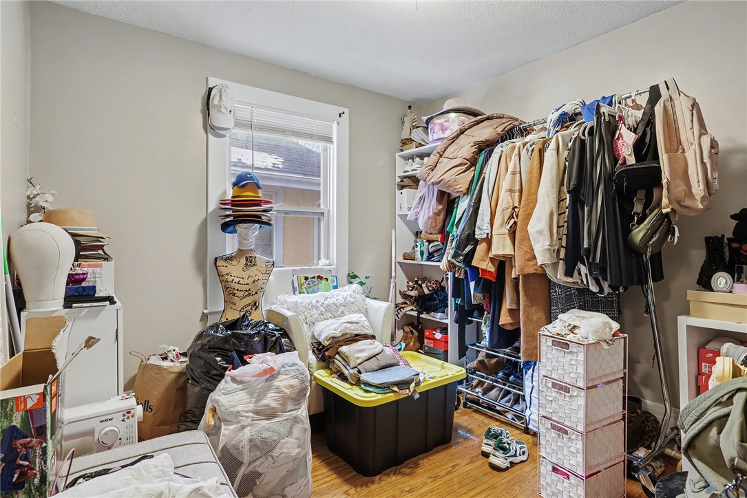 539 Lake View Park Rochester, NY 14613 - Photo 21 of 29