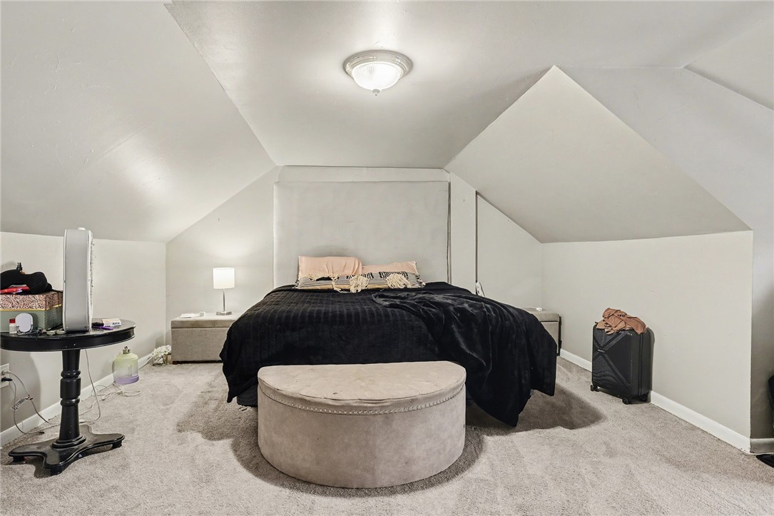 539 Lake View Park Rochester, NY 14613 - Photo 23 of 29