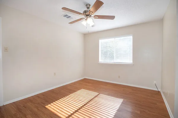 $2,095 | 4203 Balboa Lane, Austin, TX 78727