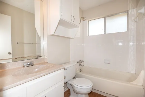 $2,095 | 4203 Balboa Lane, Austin, TX 78727