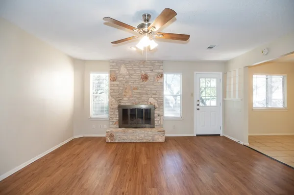 $2,095 | 4203 Balboa Lane, Austin, TX 78727