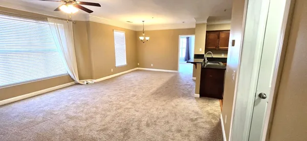 $2,395 | 2310 Elliott Avenue, Unit 122, Nashville, TN 37204