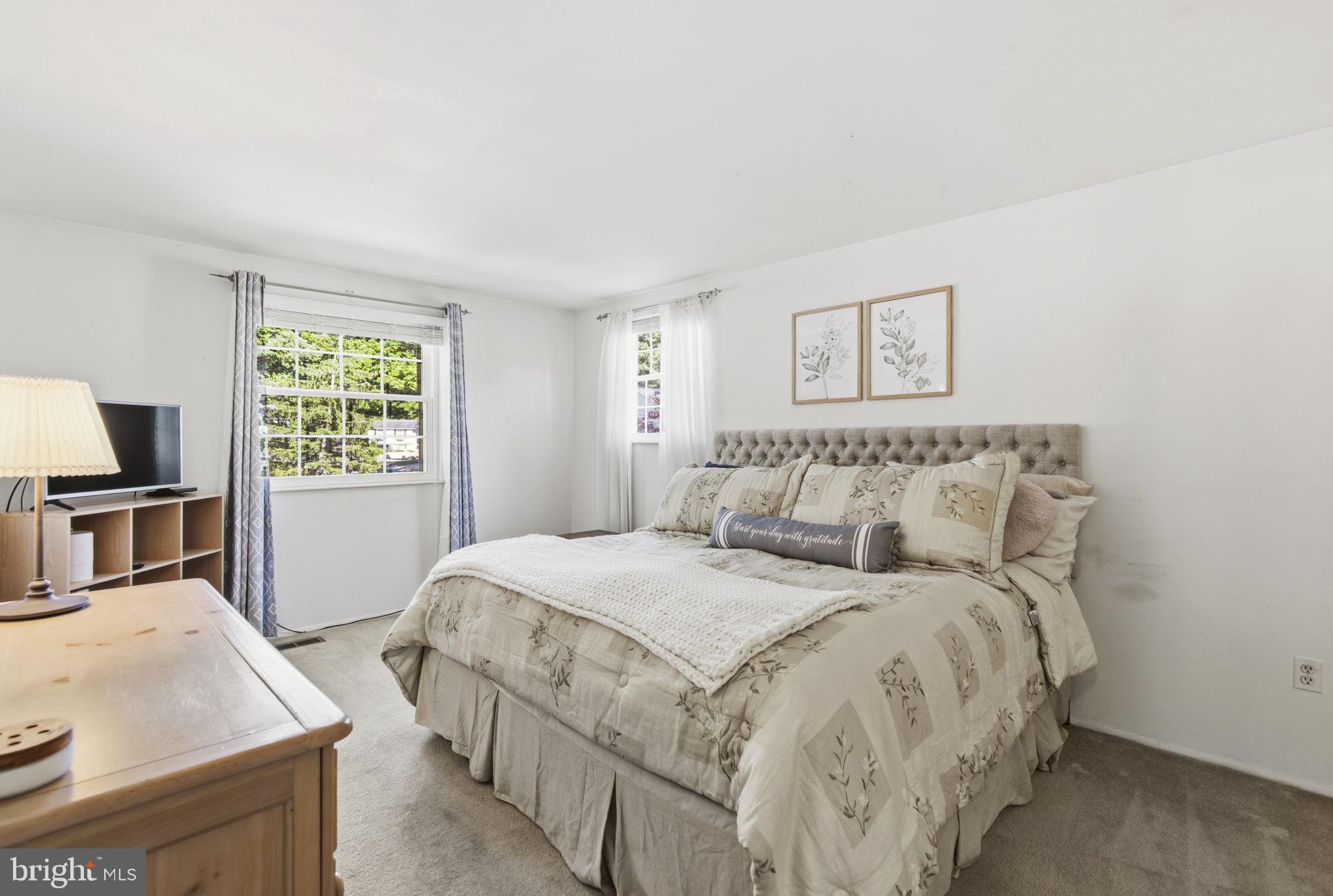 4511 Ambermill Road Baltimore, MD 21236 - Photo 14 of 36