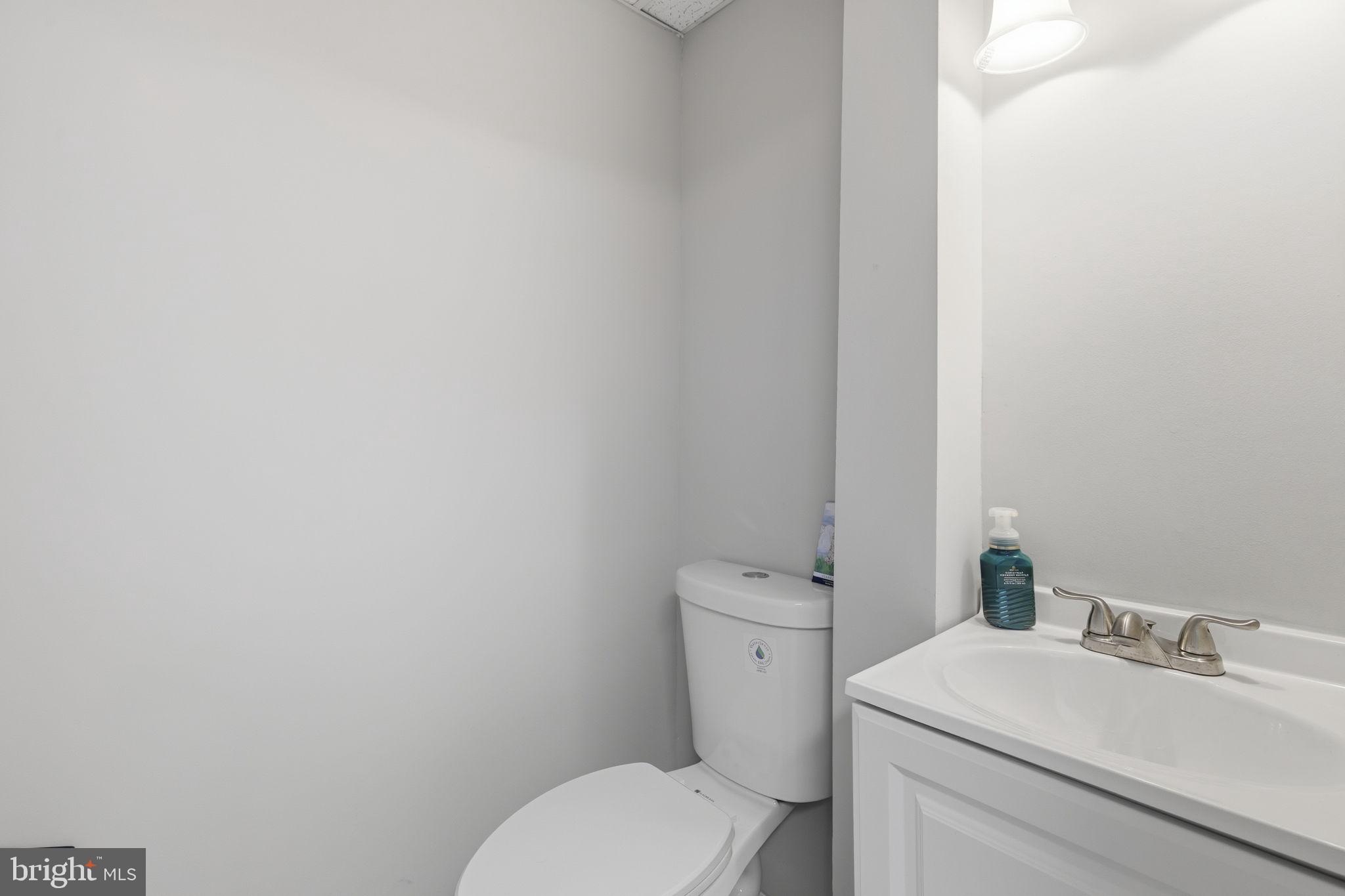 4511 Ambermill Road Baltimore, MD 21236 - Photo 29 of 36
