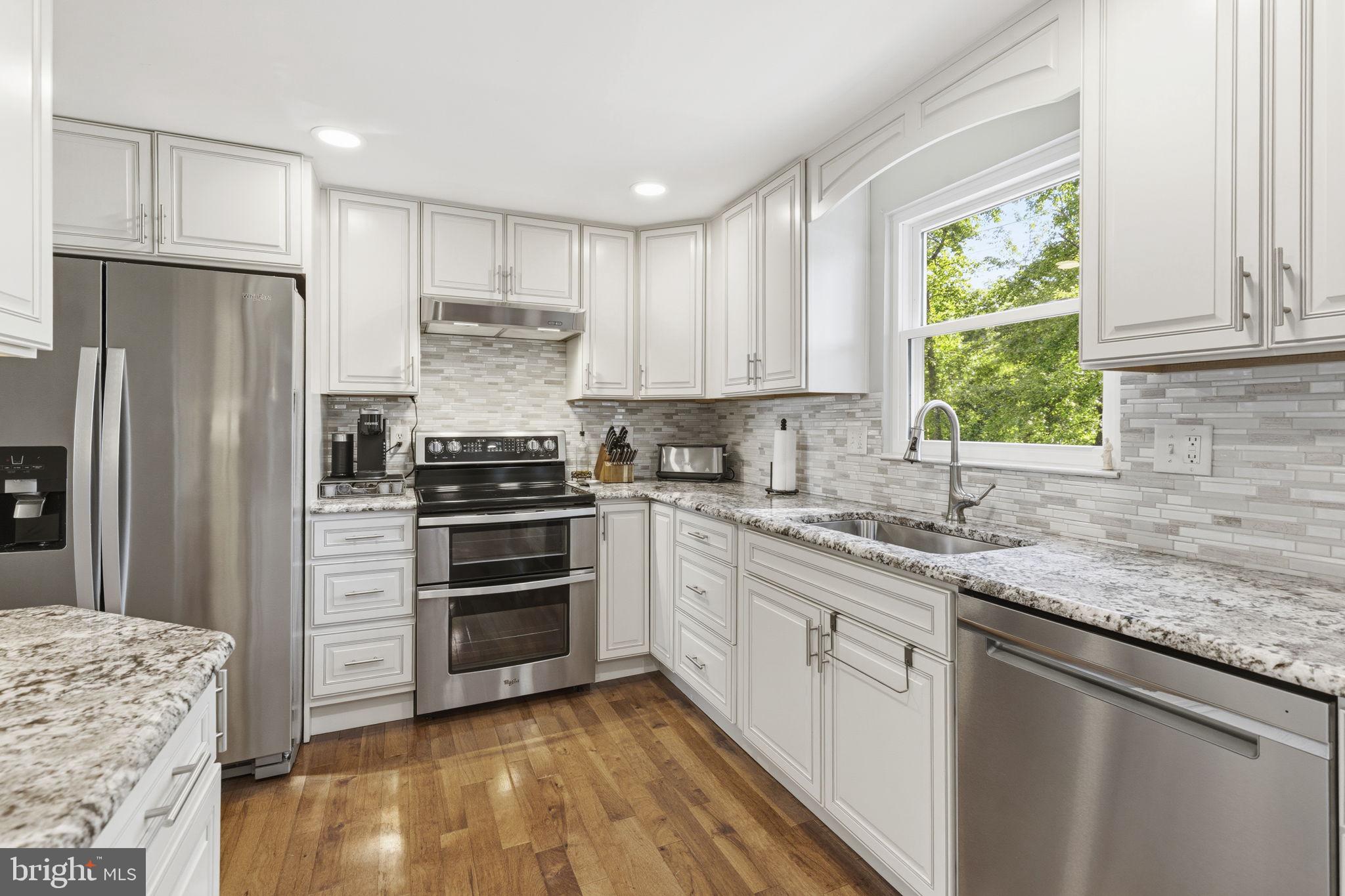4511 Ambermill Road Baltimore, MD 21236 - Photo 9 of 36