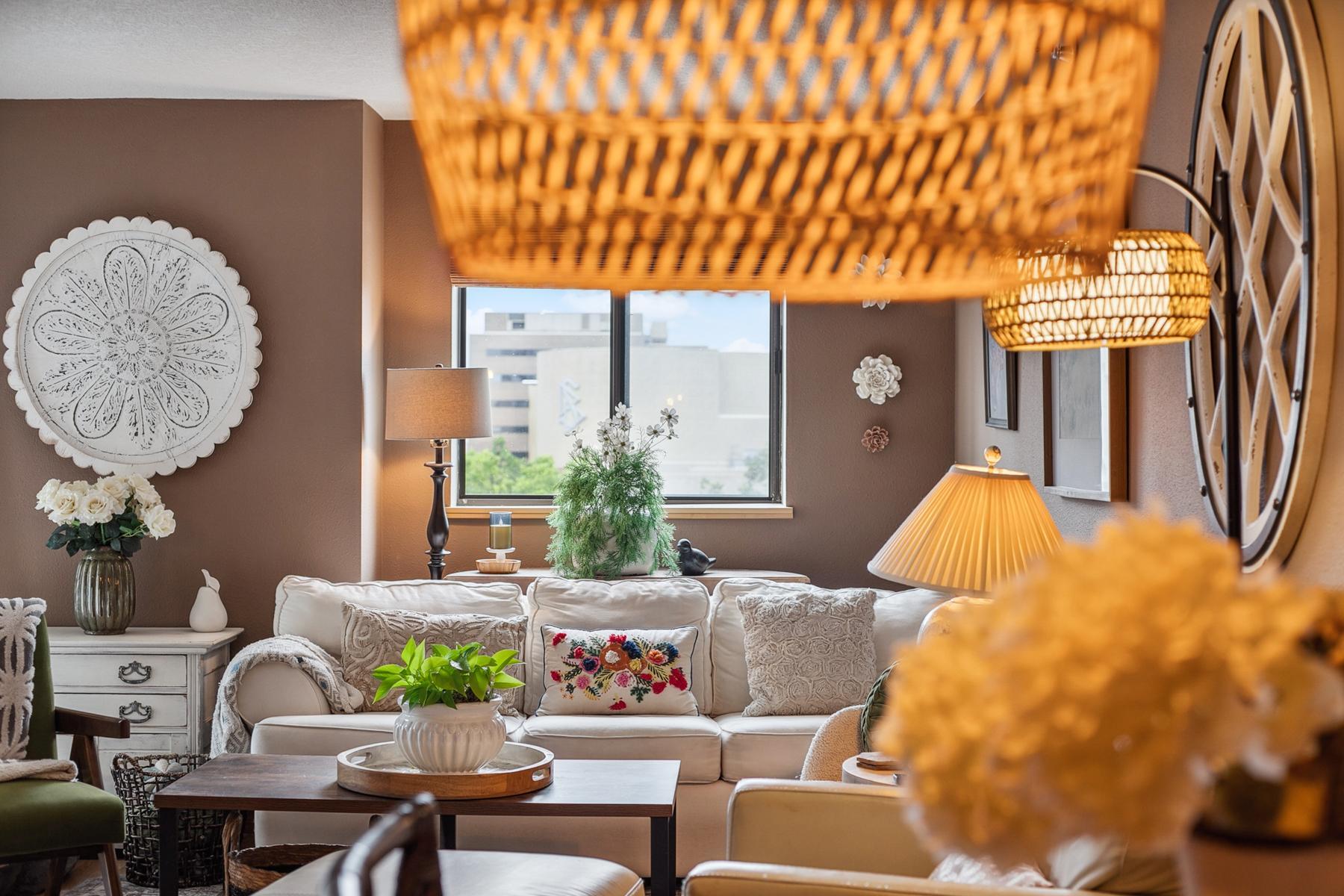 78 10th Street East, Unit 604 St. Paul, MN 55101 - Photo 2 of 49