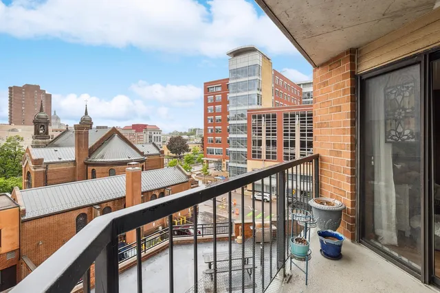 $175,000 | 78 10th Street East, Unit 604, St. Paul, MN 55101