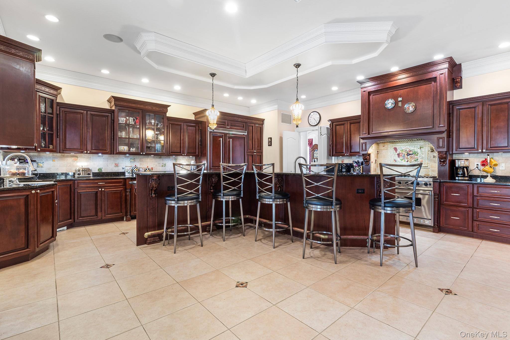 139 Private Road East Patchogue, NY 11772 - Photo 15 of 50