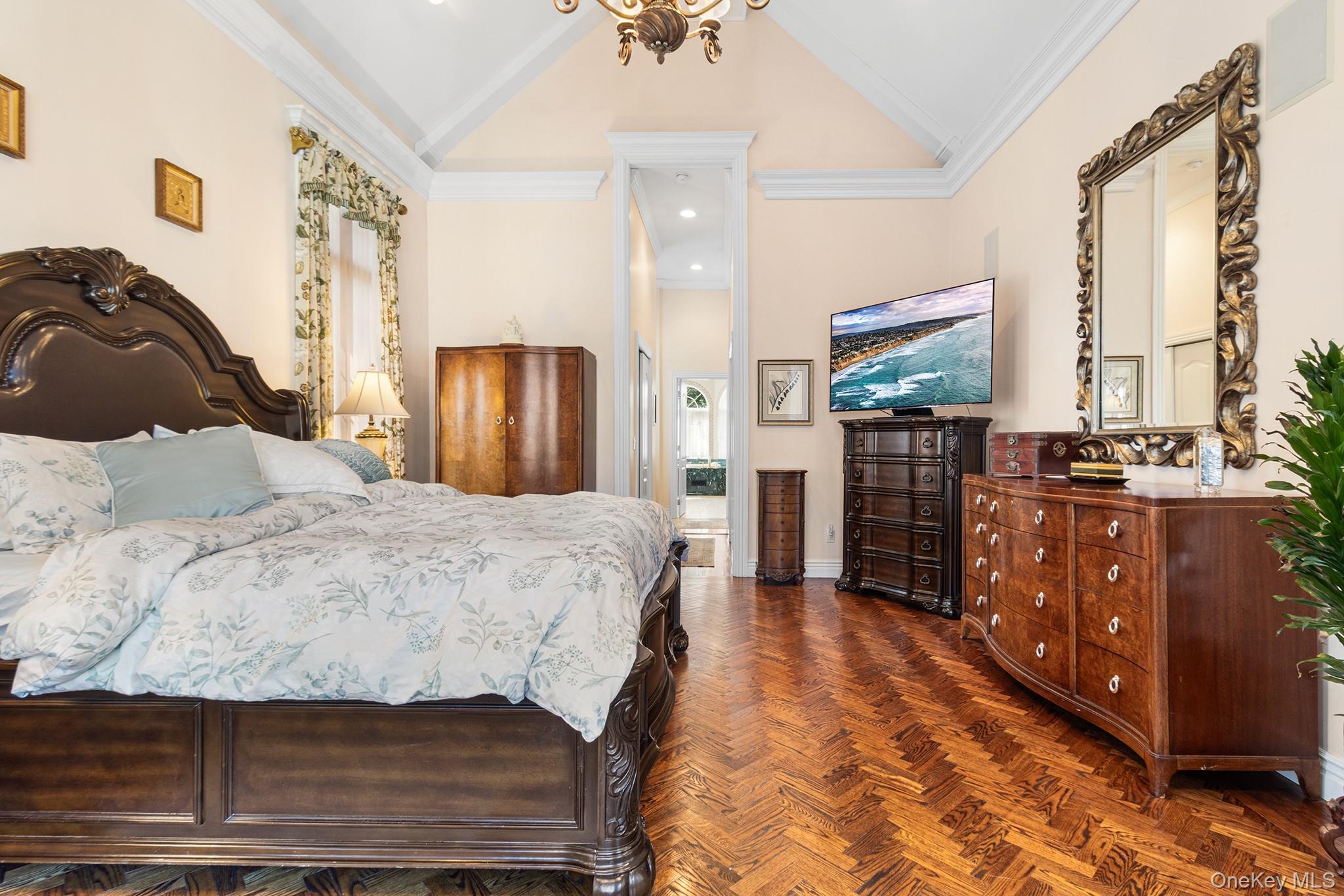 139 Private Road East Patchogue, NY 11772 - Photo 20 of 50