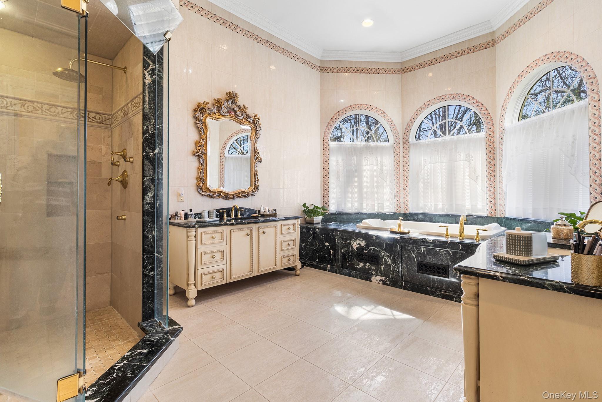 139 Private Road East Patchogue, NY 11772 - Photo 21 of 50