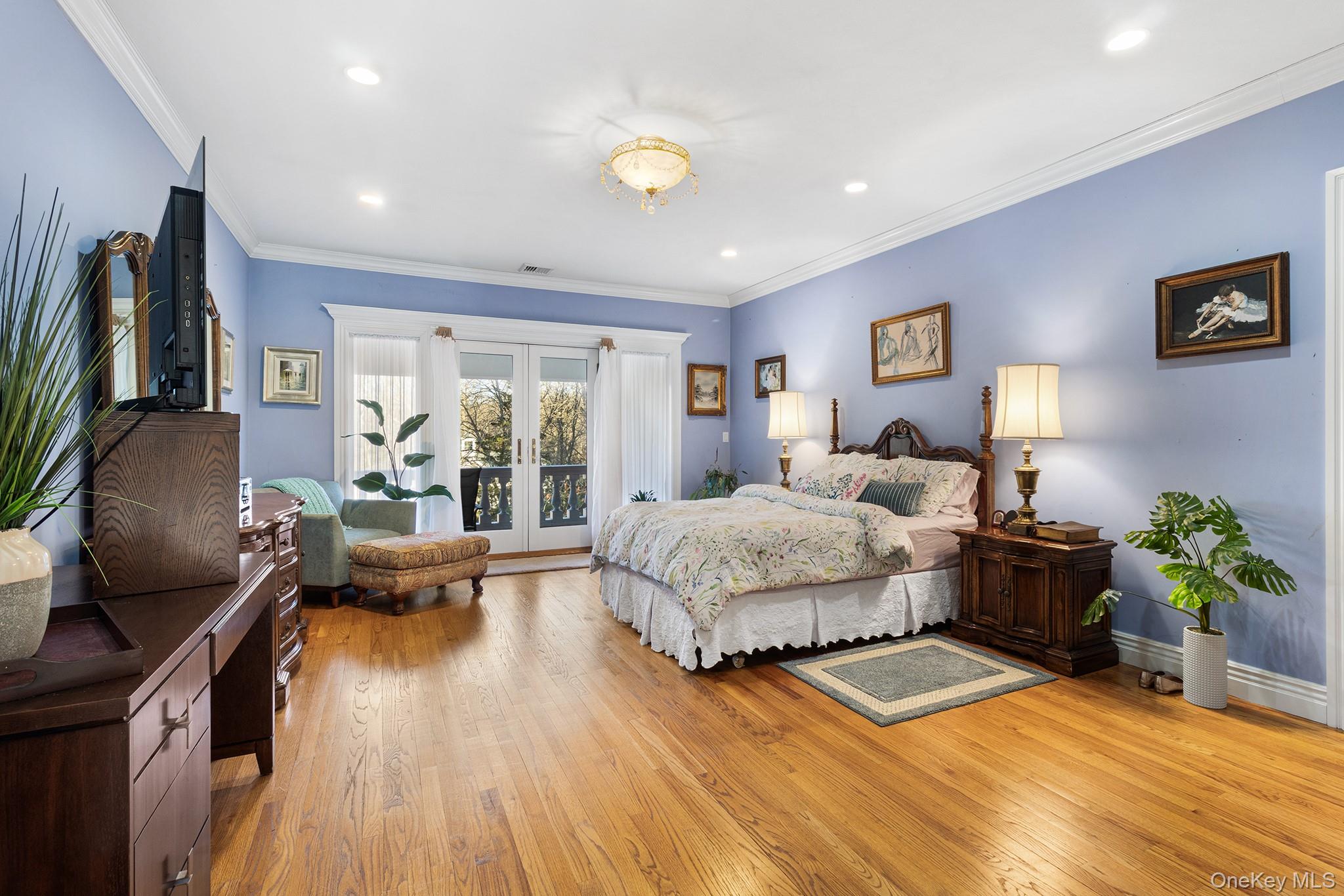 139 Private Road East Patchogue, NY 11772 - Photo 24 of 50