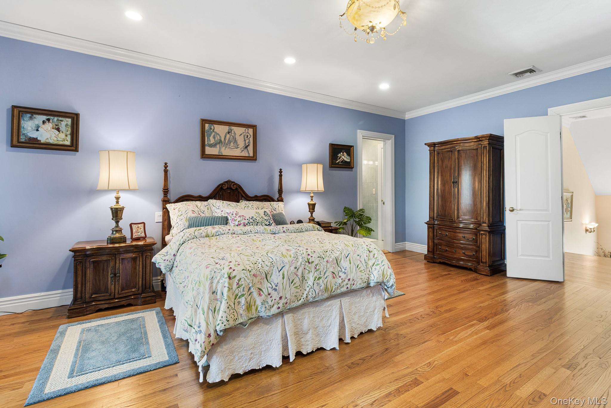 139 Private Road East Patchogue, NY 11772 - Photo 25 of 50