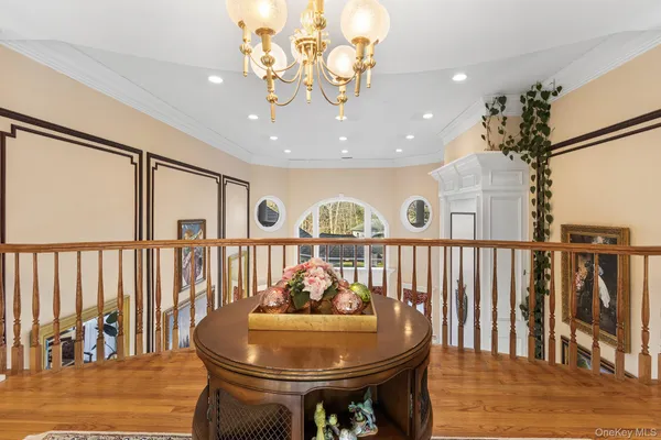 $2,750,000 | 139 Private Road, East Patchogue, NY 11772