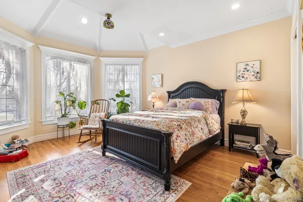 $2,750,000 | 139 Private Road, East Patchogue, NY 11772