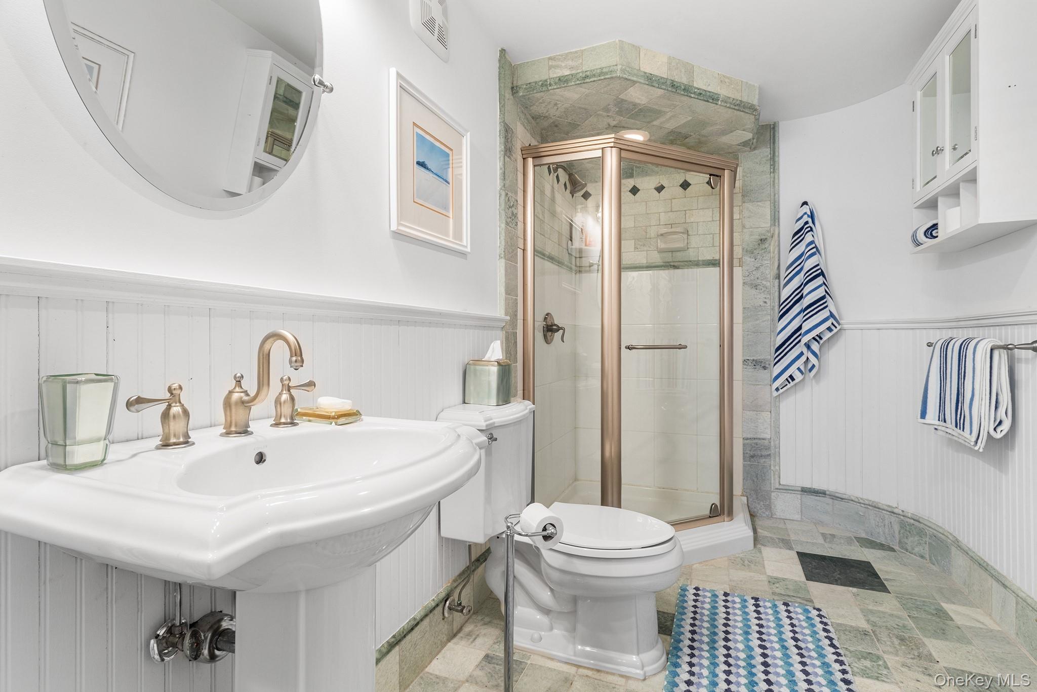 139 Private Road East Patchogue, NY 11772 - Photo 38 of 50