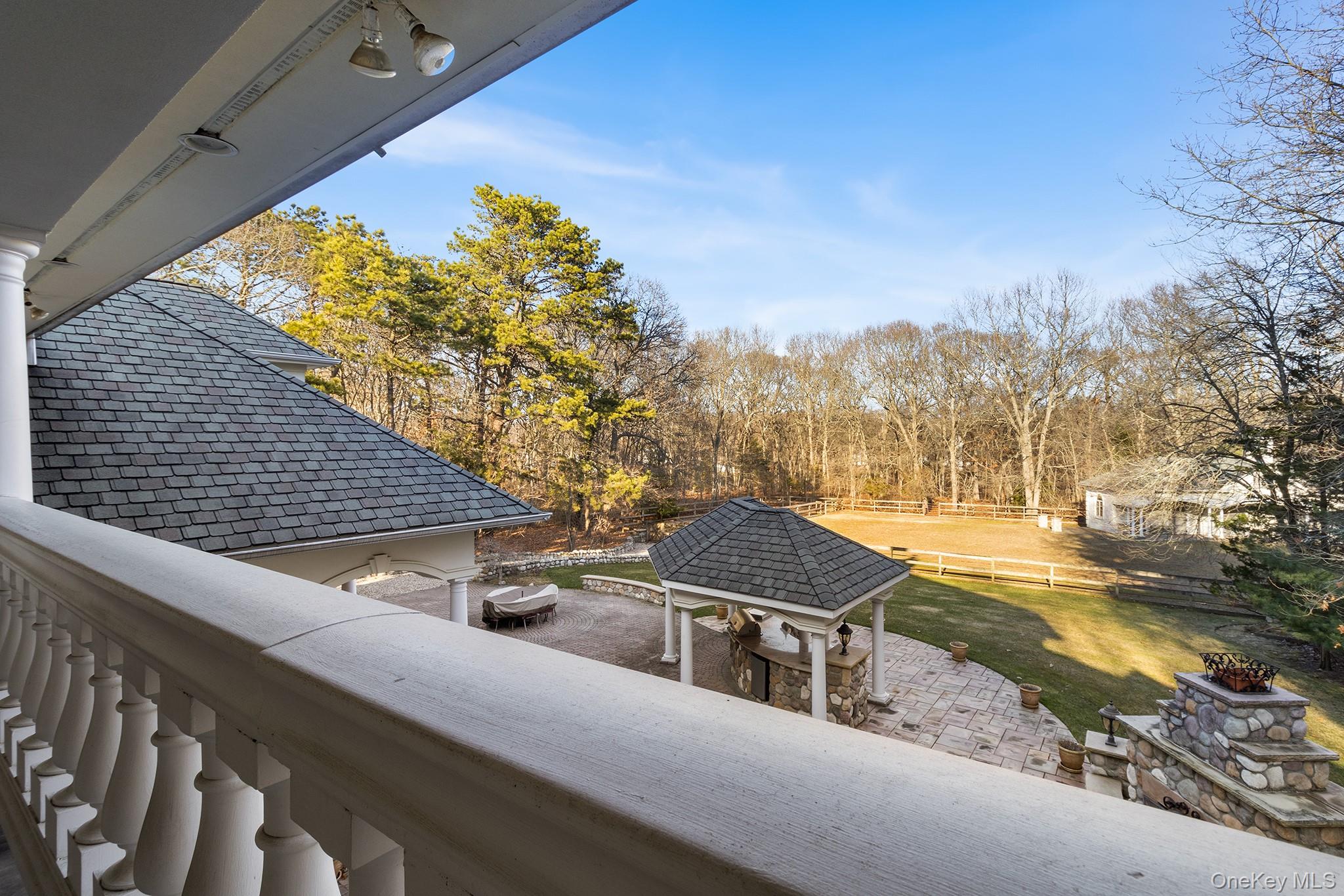 139 Private Road East Patchogue, NY 11772 - Photo 41 of 50