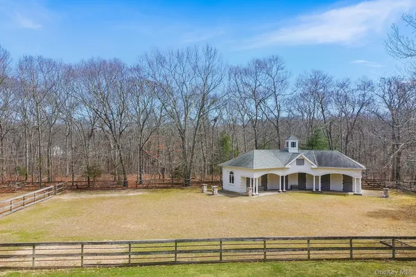 $2,750,000 | 139 Private Road, East Patchogue, NY 11772