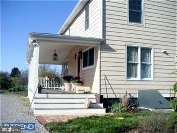 86 Crosswicks Chesterfield Road Chesterfield, NJ 08515 - Photo 4 of 12 Exterior Side
