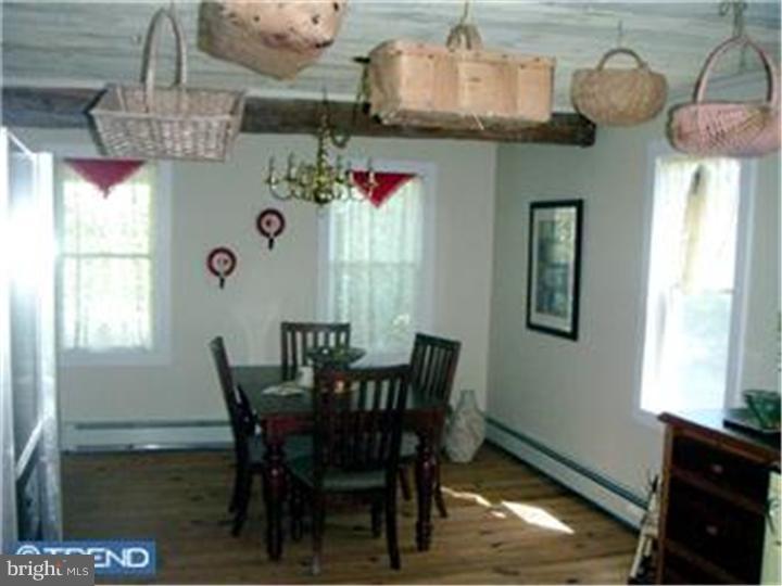 86 Crosswicks Chesterfield Road Chesterfield, NJ 08515 - Photo 6 of 12 Dining Room