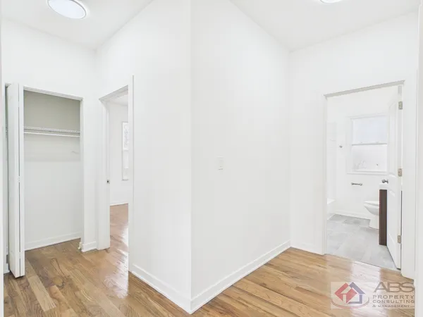 $1,900 | 398 West Lincoln Highway, Unit 3, Chicago Heights, IL 60411