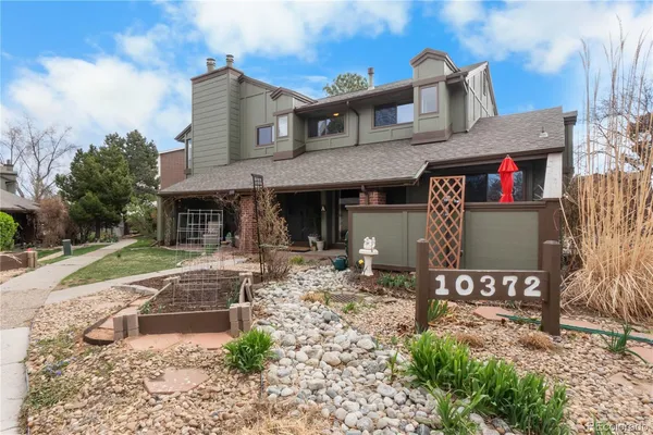 $467,000 | 10372 West Florida Avenue, Unit A, Lakewood, CO 80232