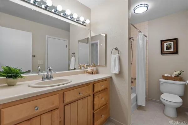 $467,000 | 10372 West Florida Avenue, Unit A, Lakewood, CO 80232