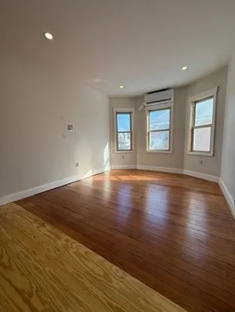 $2,750 | 90 Watervale Road, Unit 1, Medford, MA 02155