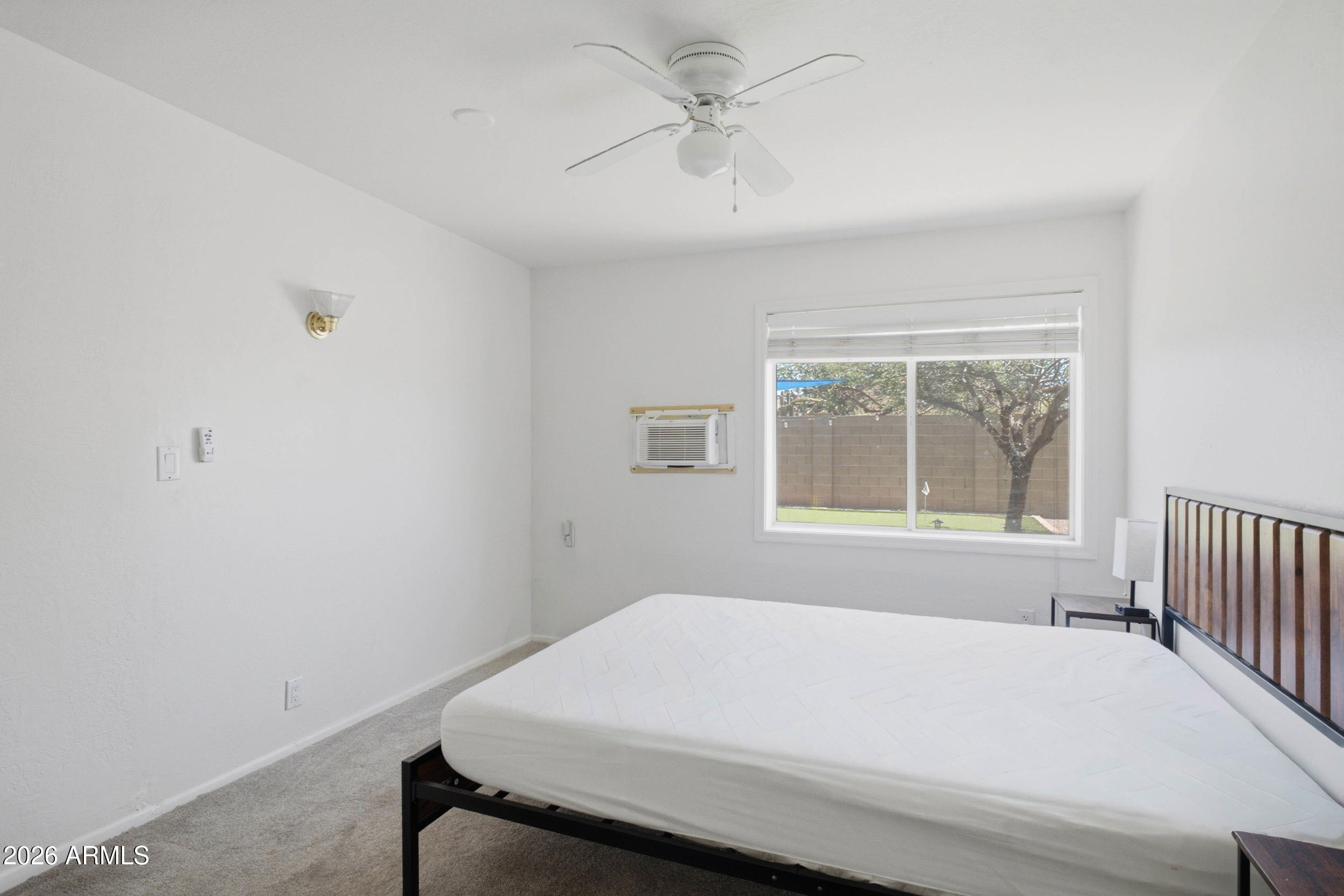 813 West Romo Jones Street Tempe, AZ 85281 - Photo 9 of 23 813 W Romo Jones St-8