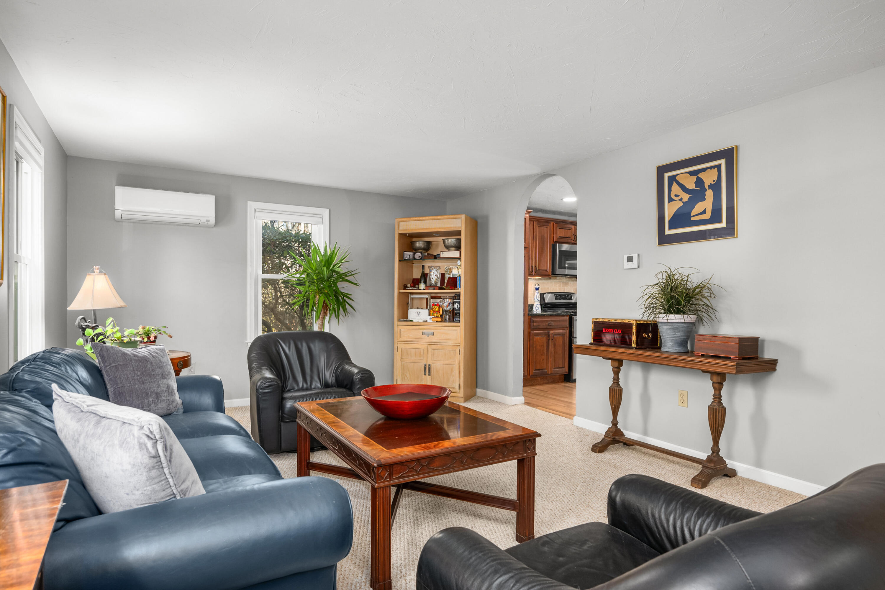 56 Allan Road West Barnstable, MA 02668 - Photo 6 of 21 56 Allen living room