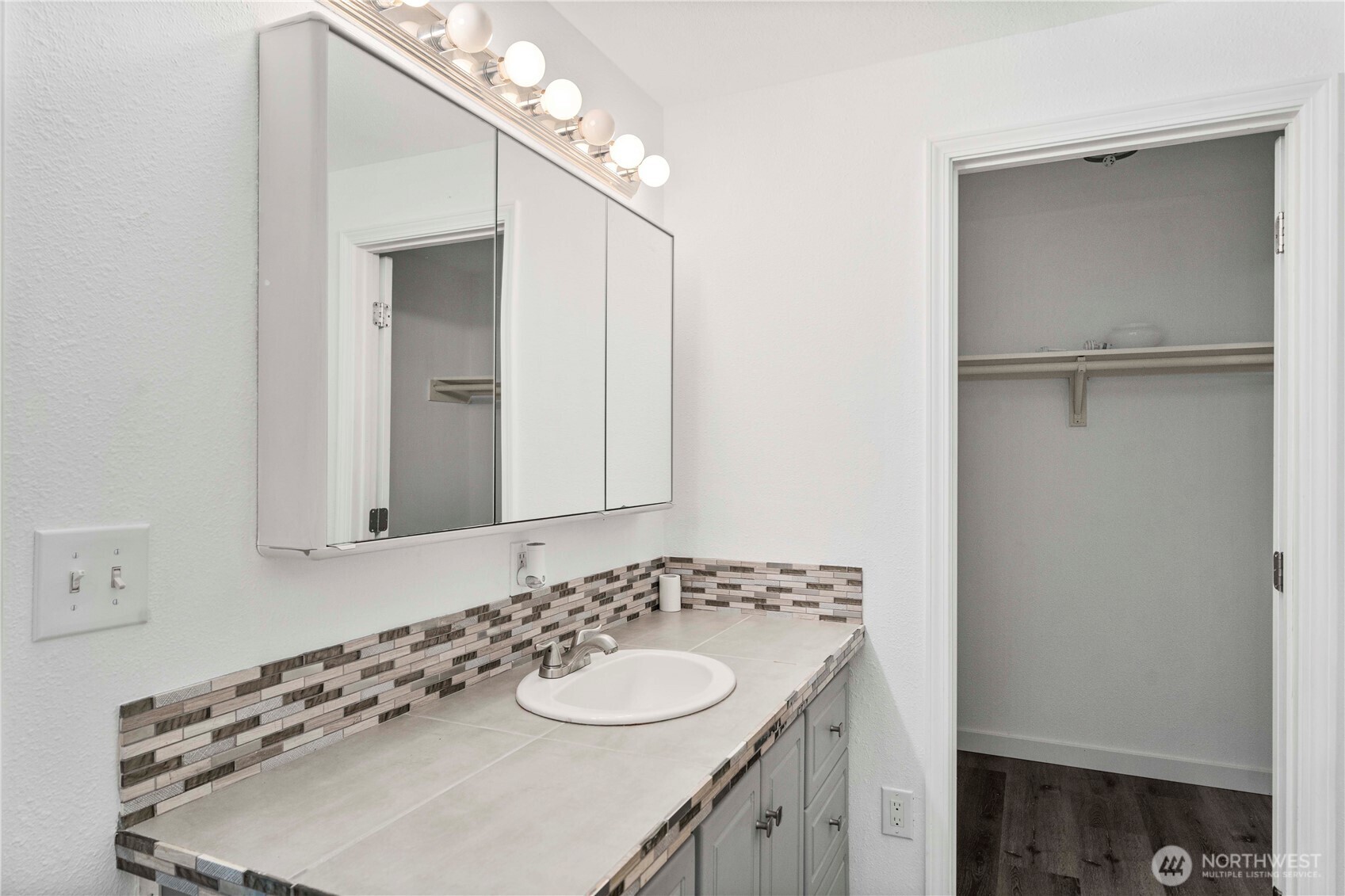 18420 Albany Street Southwest Rochester, WA 98579 - Photo 17 of 31