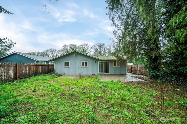 $399,950 | 18420 Albany Street Southwest, Rochester, WA 98579