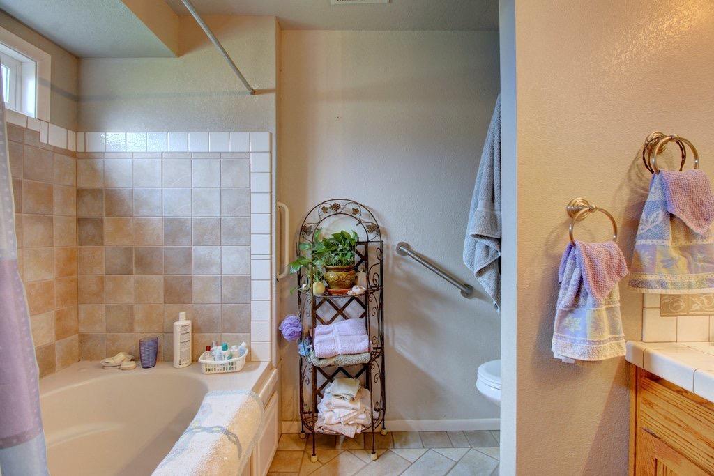 1175 Pine Grove Road Rogue River, OR 97537 - Photo 23 of 35 Additional Photo