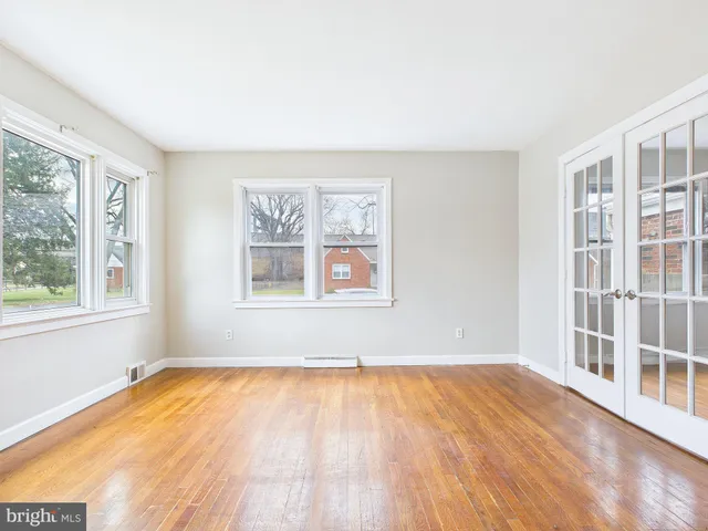 $275,000 | 3800 North 6th Street, Harrisburg, PA 17110