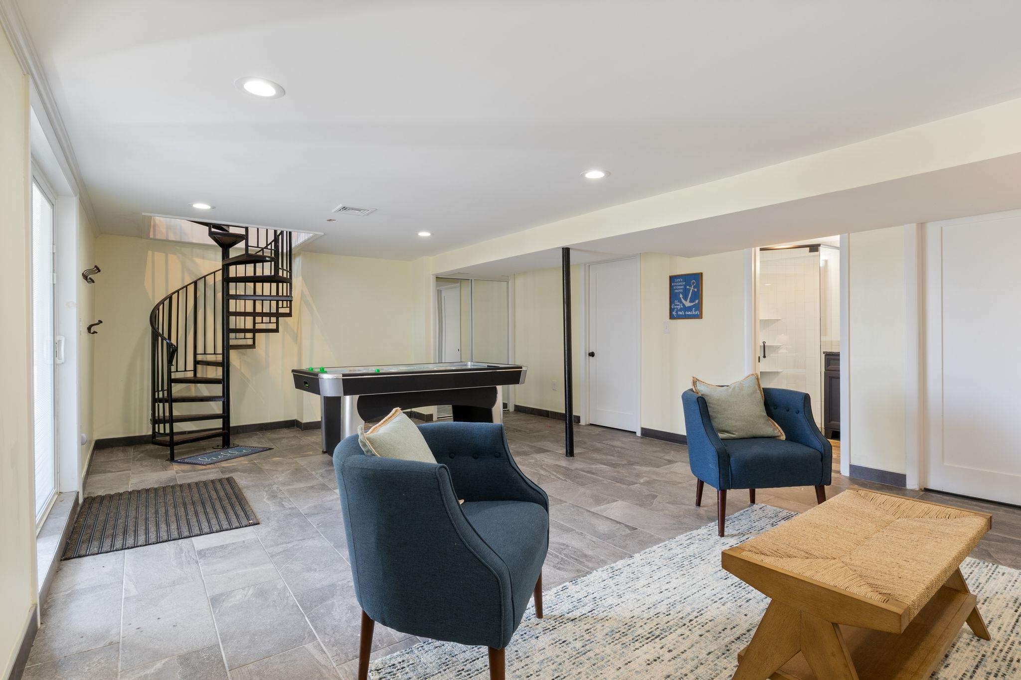 680 North Main Street, Unit 13 Wolfeboro, NH 03894 - Photo 22 of 36