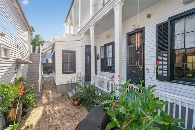 $3,100,000 | 1006 Washington Avenue, New Orleans, LA 70130