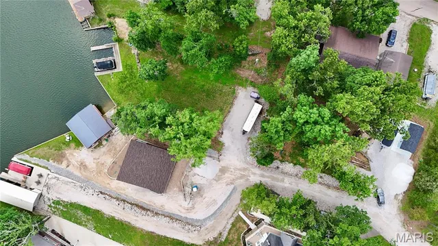 $255,000 | 2010 Port Perry Drive, Perryville, MO 63775