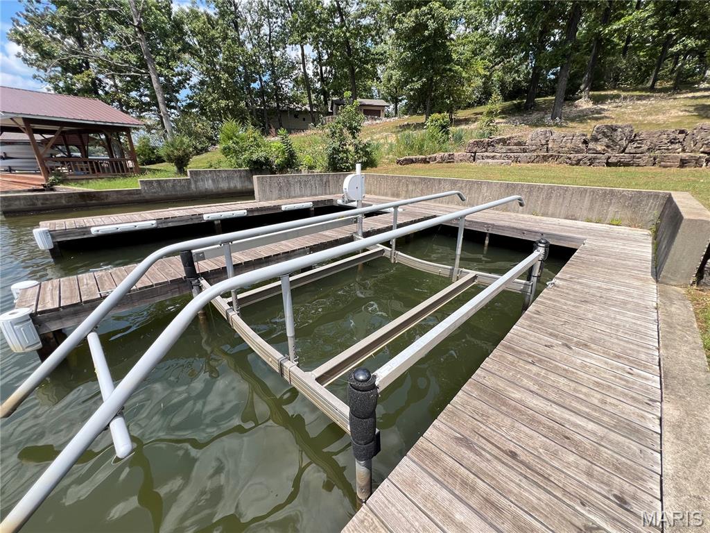 2010 Port Perry Drive Perryville, MO 63775 - Photo 10 of 25