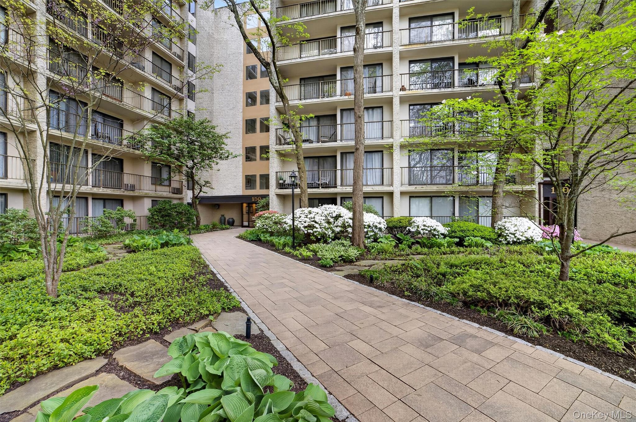 150 Overlook Avenue, Unit 7B Peekskill, NY 10566 - Photo 4 of 44