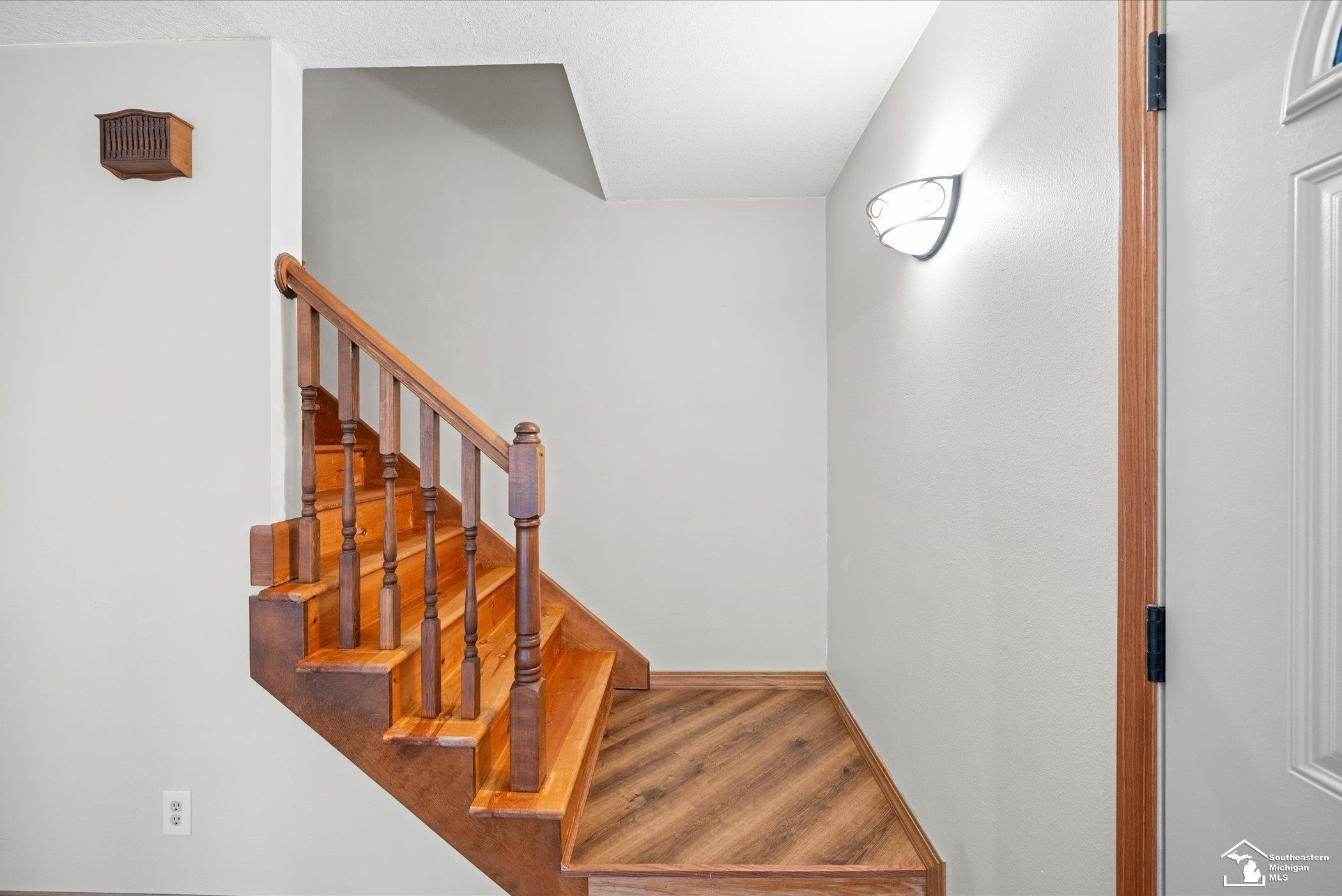 7063 Elmwood Road Temperance, MI 48182 - Photo 21 of 34 Gallery Image 21