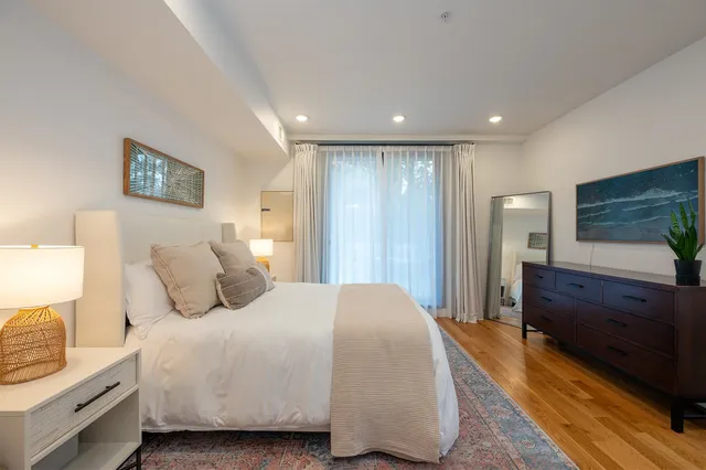 $639,000 | 827 Pavonia Avenue, Unit 3, Jersey City, NJ 07306