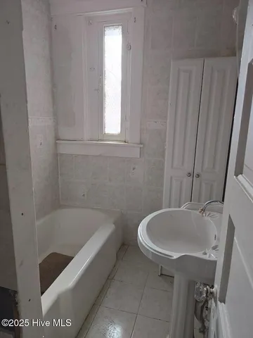 $95,999 | 108 Church Street West, Ahoskie, NC 27910