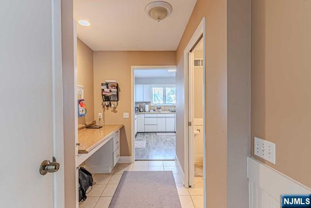 31 Perrin Drive Wayne, NJ 07470 - Photo 14 of 49