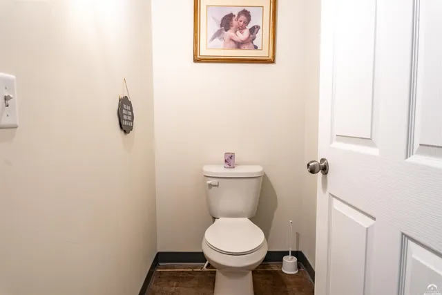 $2,800,000 | 24305 Loring Road, Lawrence, KS 66044