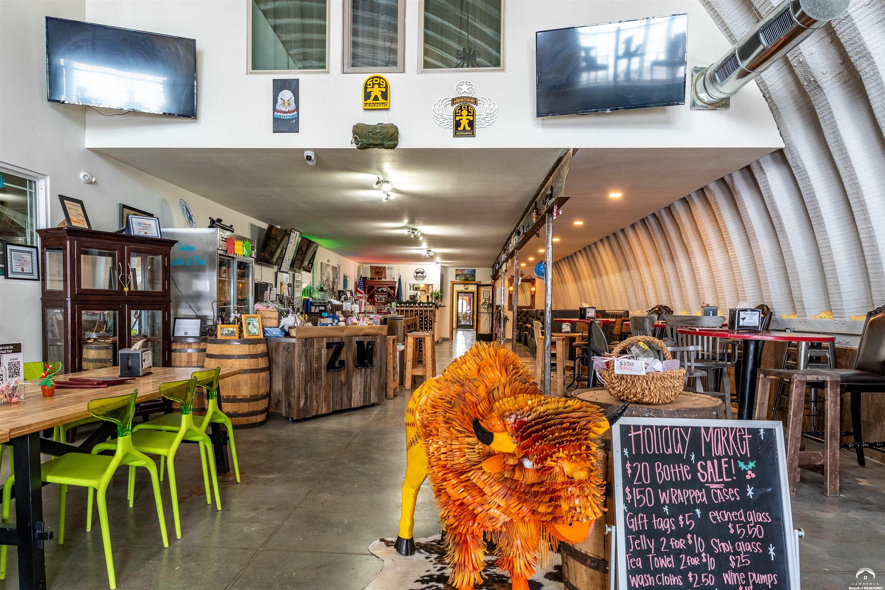 24305 Loring Road Lawrence, KS 66044 - Photo 17 of 96